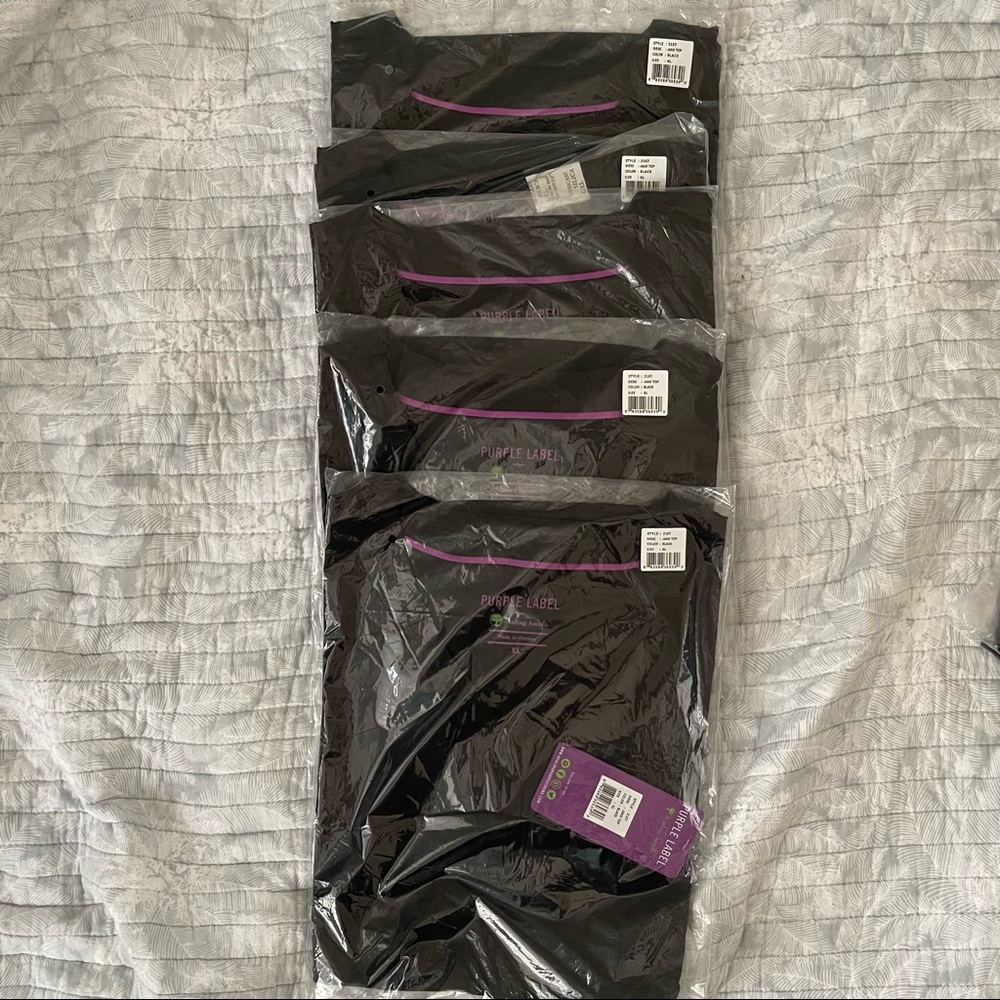 Purple label by healing hands Black scrub top “Jane” XL - Picture 3 of 3